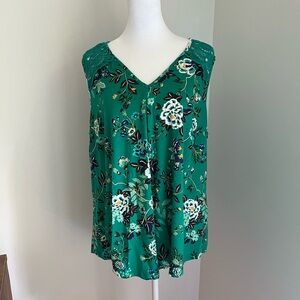 NWT Daniel Rainn Fantine Floral Tank top with Crochet Detail on Back Size: 1X
